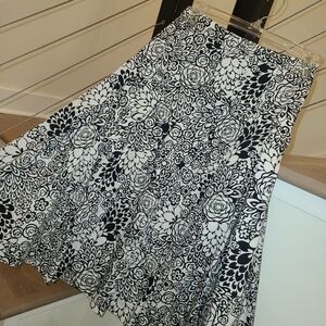 Kim Rogers Black and White Floral Midi Skirt